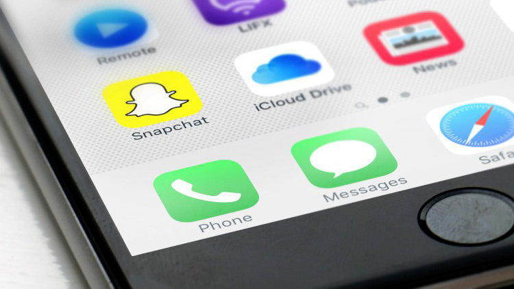 Snapchat avvisa (anche) quando si salvano contenuti tramite lo screen recording di iOS 11