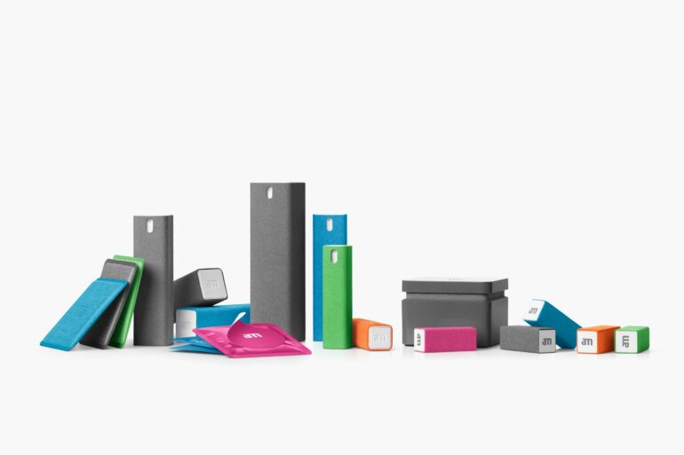 Batteri e Microbi sullo Smartphone? Ecco la nuova gamma di Accessori per la Pulizia