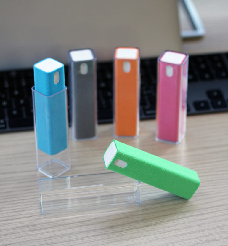 Batteri e Microbi sullo Smartphone? Ecco la nuova gamma di Accessori per la Pulizia