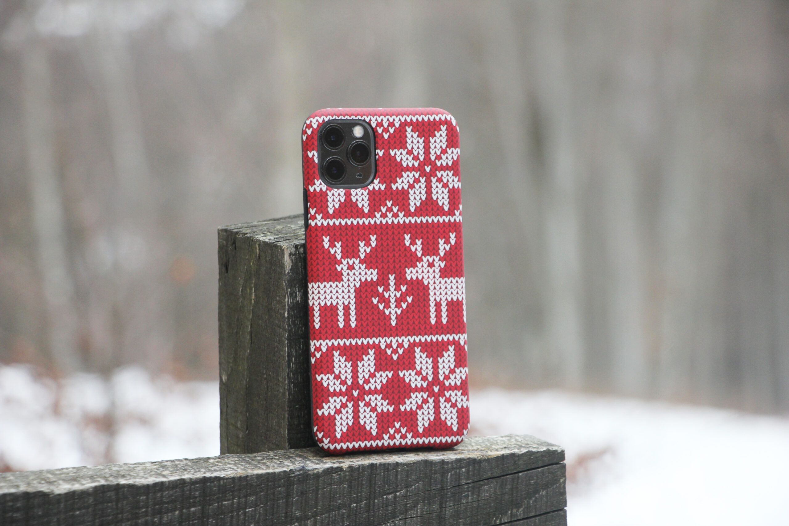 Vi presentiamo la Cover Natalizia di CoverStyle per iPhone. Acquistala ora con il 30% di sconto!