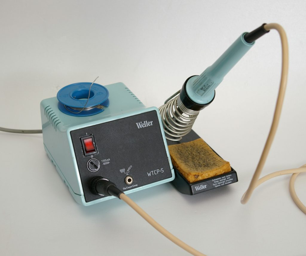 What You Require To Know About Soldering Station