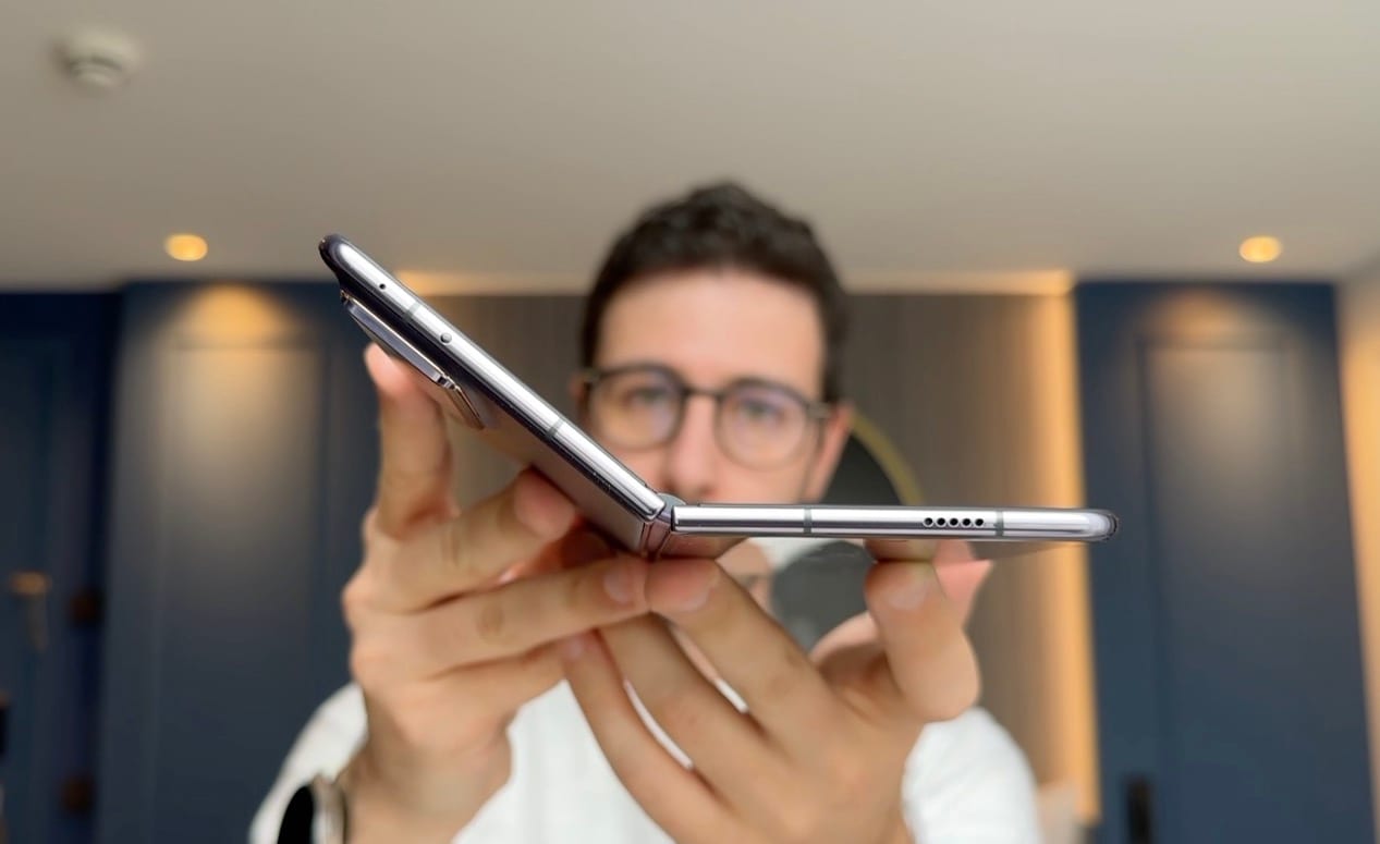 Honor Magic V2 arriverà in Italia: il pieghevole che non lo sembra