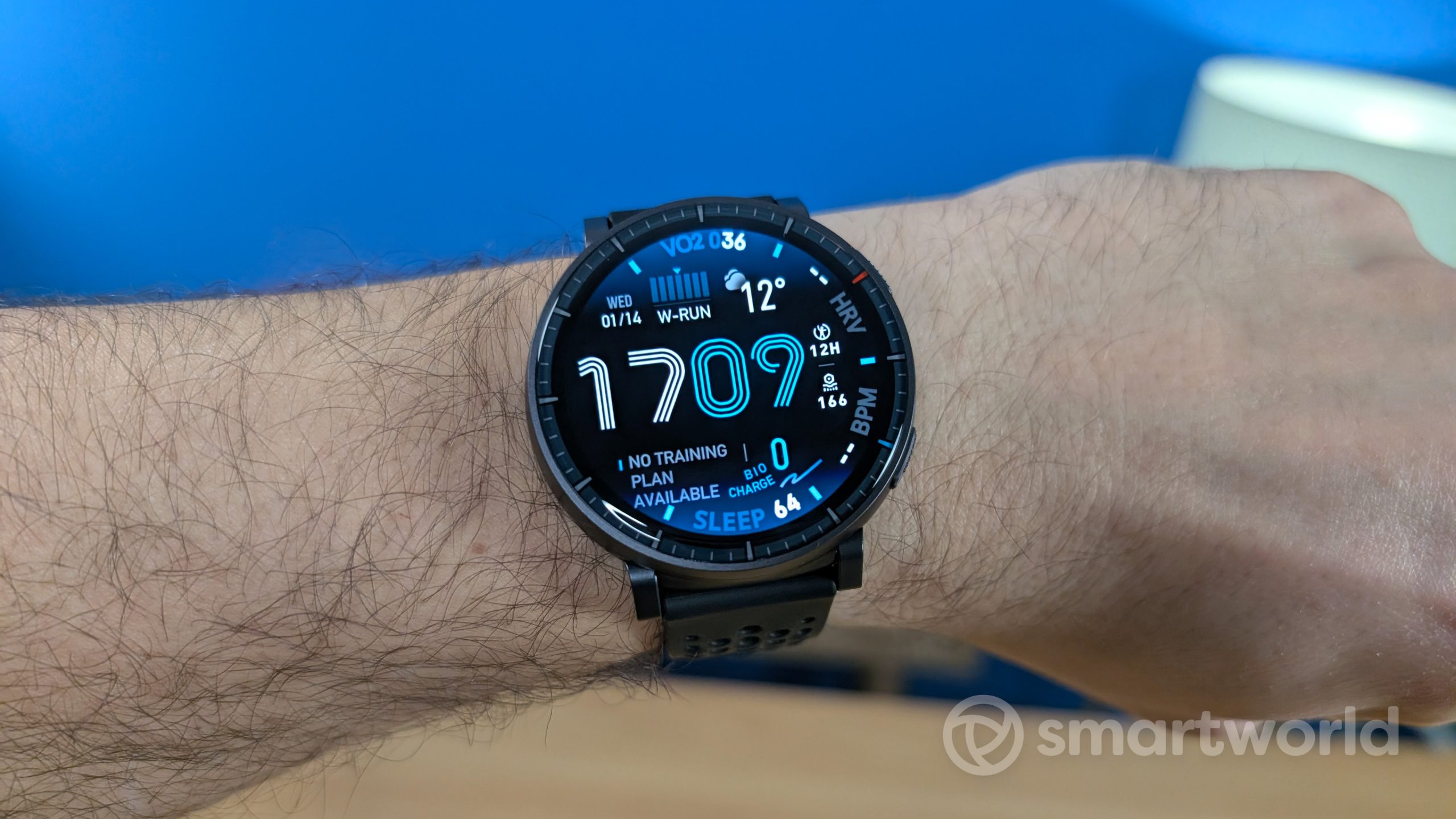 Recensione Amazfit Active Max: lo smartwatch che punta tutto su autonomia e completezza del software